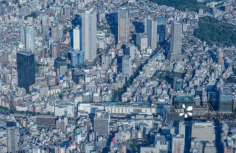 从飞机上俯瞰日本东京池袋图片素材