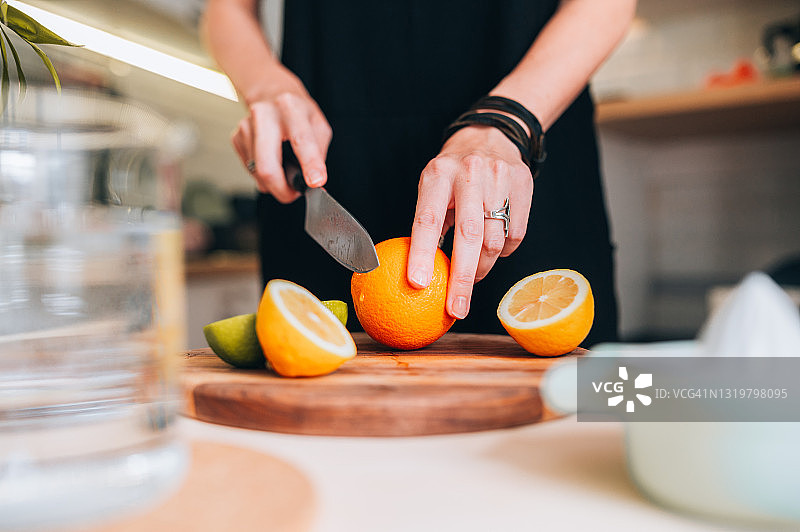 享受新鲜果汁的一天图片素材