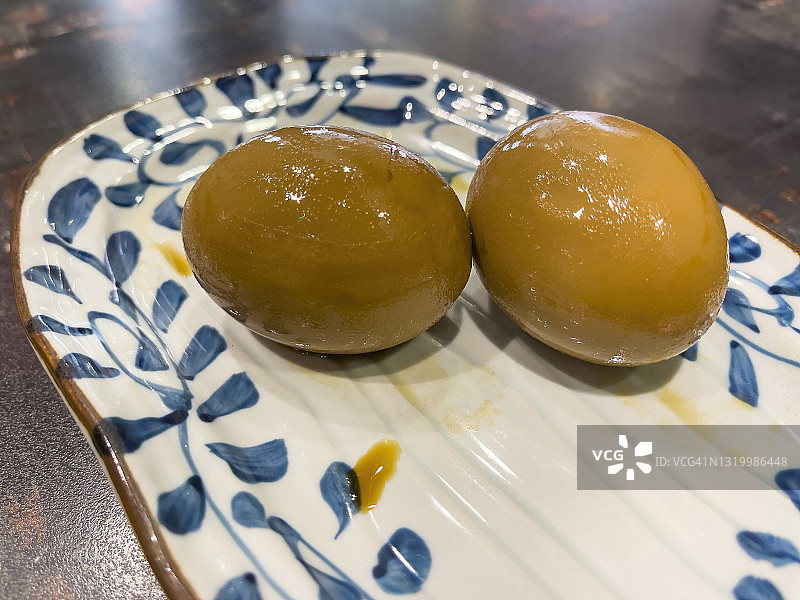 中式传统美食：茶叶蛋图片素材