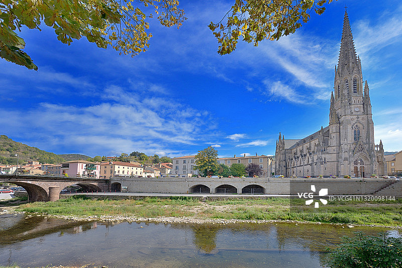 圣阿夫里克圣母院教堂图片素材