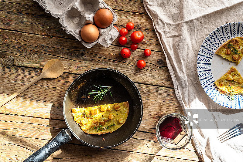 马铃薯煎蛋卷图片素材