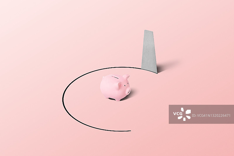 处于不稳定状态的储蓄罐图片素材
