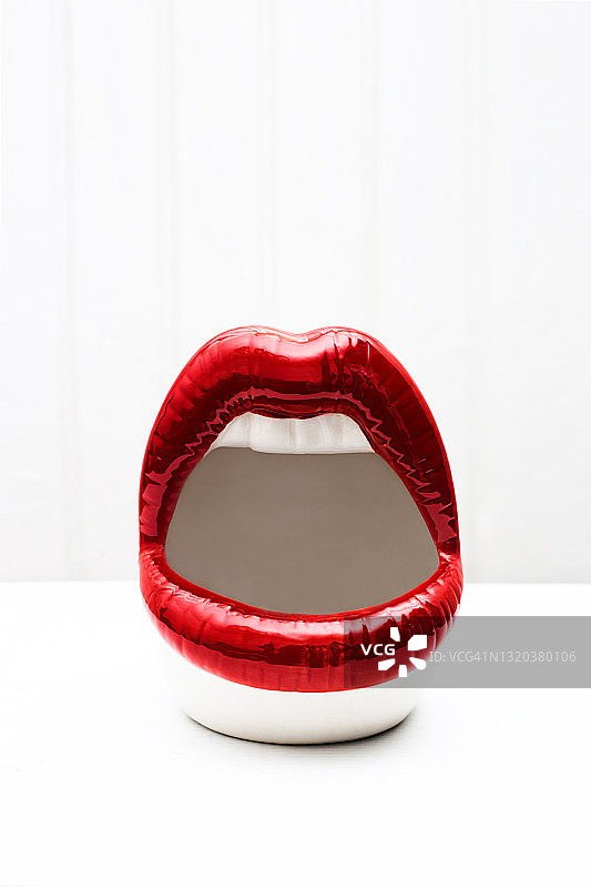 张开的红唇图片素材