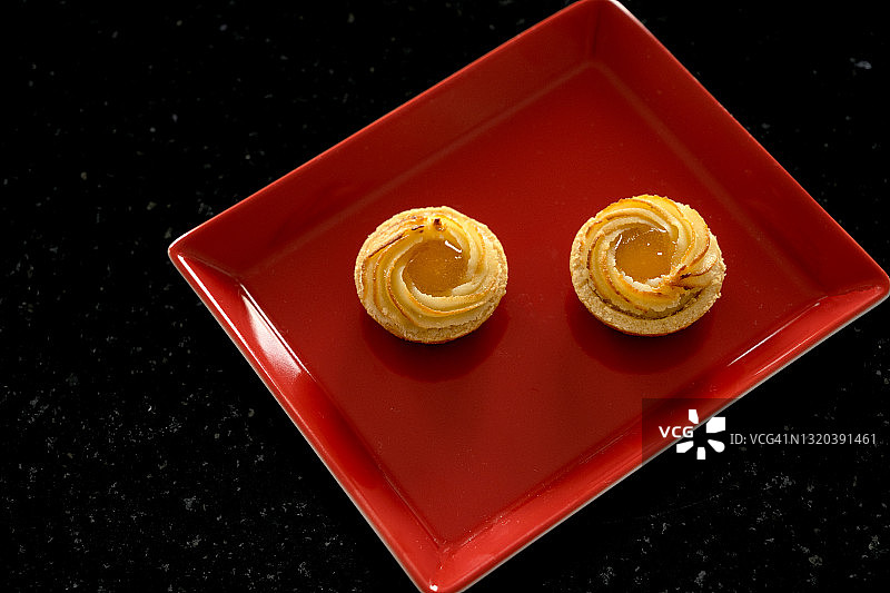 杏仁饼干配杏子酱图片素材