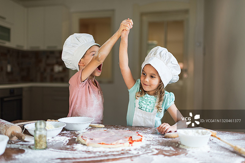 在家准备食物图片素材
