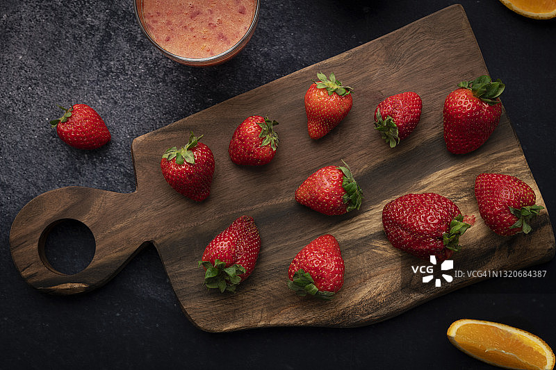 新鲜草莓冰沙图片素材