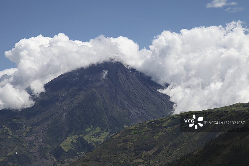通古拉瓦火山景观图片素材