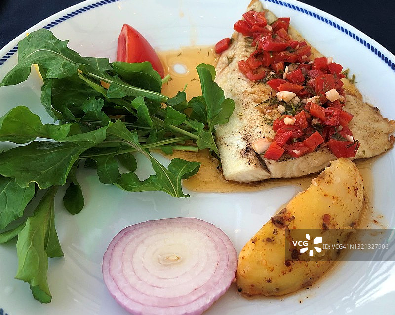 配菜鳕鱼图片素材