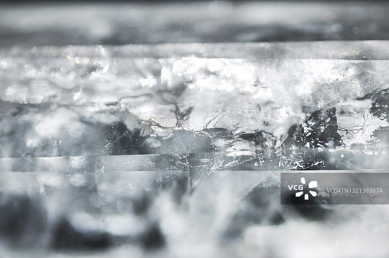 白色石英晶体完整画面图片素材