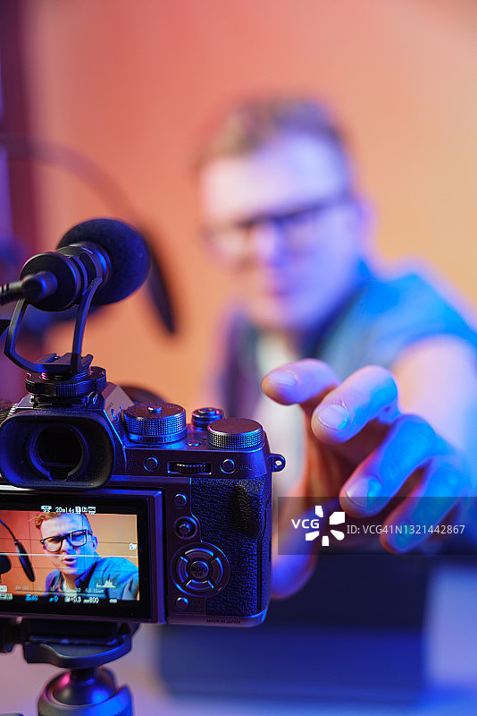 视频博主图片素材