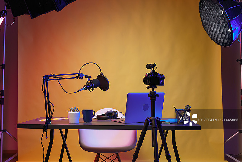 视频博主图片素材