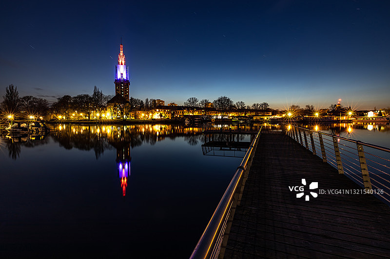 德国勃兰登堡州波茨坦夜景图片素材