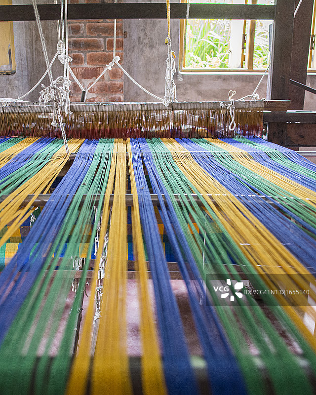 手摇织布机编织面料图片素材