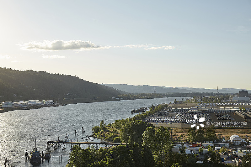 威拉米特河日落图片素材