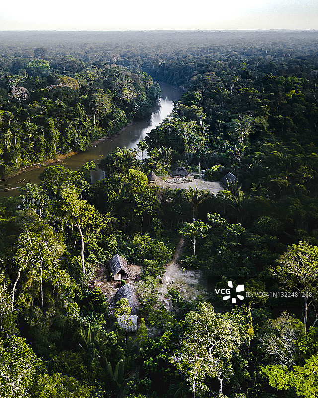 亚马逊土著社区图片素材