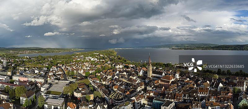 德国巴登-符腾堡康斯坦茨县莱茵湖畔拉多夫采尔镇雷雨后景色图片素材