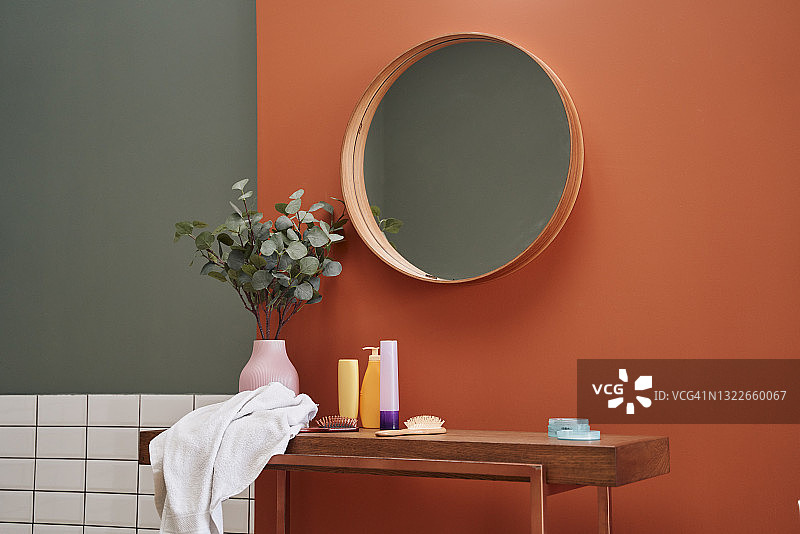 带镜子和化妆台的室内局部图片素材