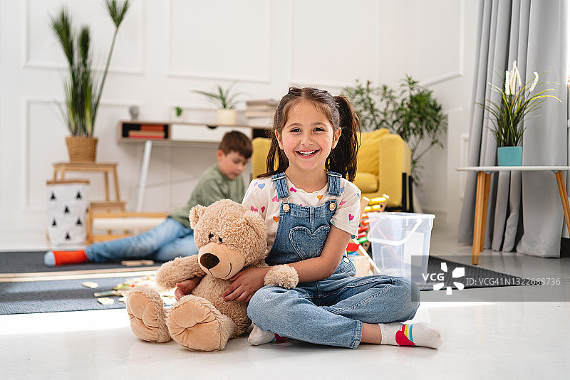 让我向您介绍我的朋友，泰迪熊图片素材