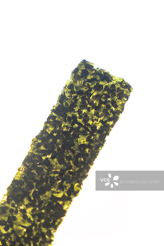 白色背景上的海苔零食图片素材