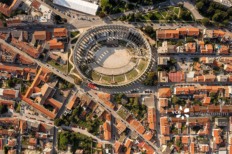 克罗地亚普拉竞技场日落鸟瞰图图片素材