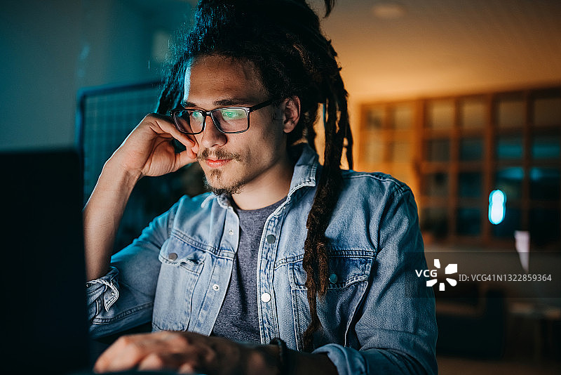 准备参加决赛图片素材