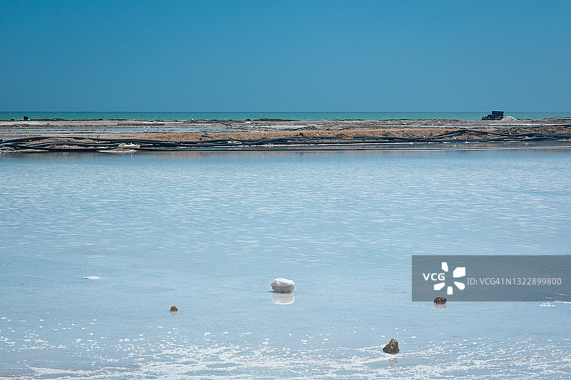 哥伦比亚马瑙雷海盐盐滩景观图片素材