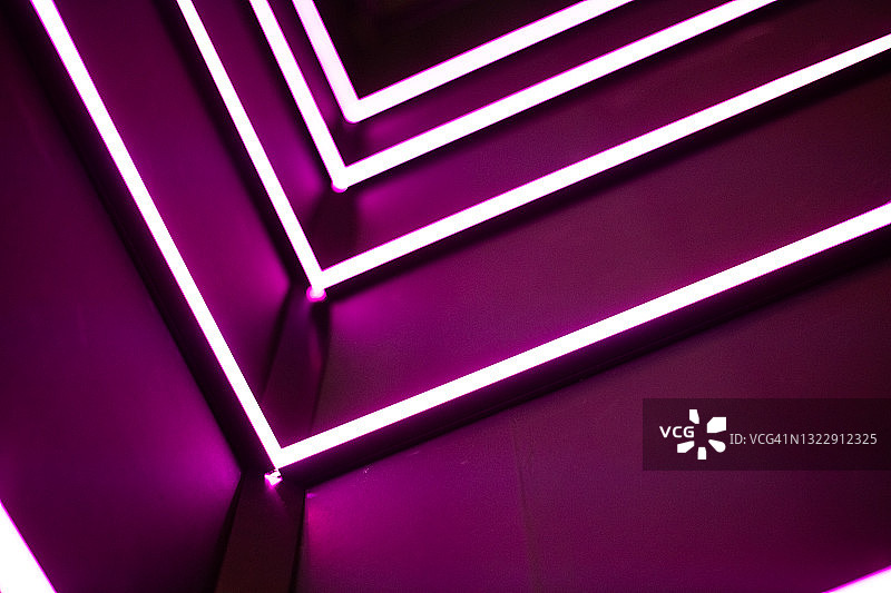 霓虹灯线条图片素材