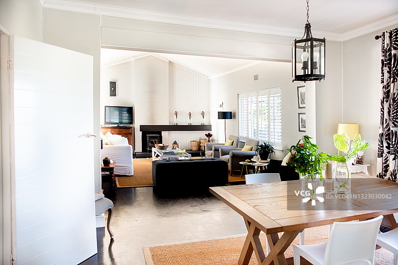 现代餐厅和休息室内部图片素材