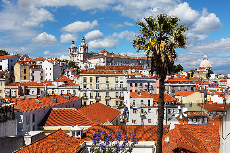 里斯本老城区和圣维森特外观教堂（葡萄牙）图片素材