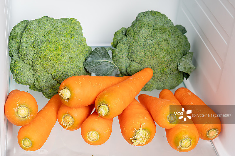 冰箱里的新鲜蔬菜图片素材