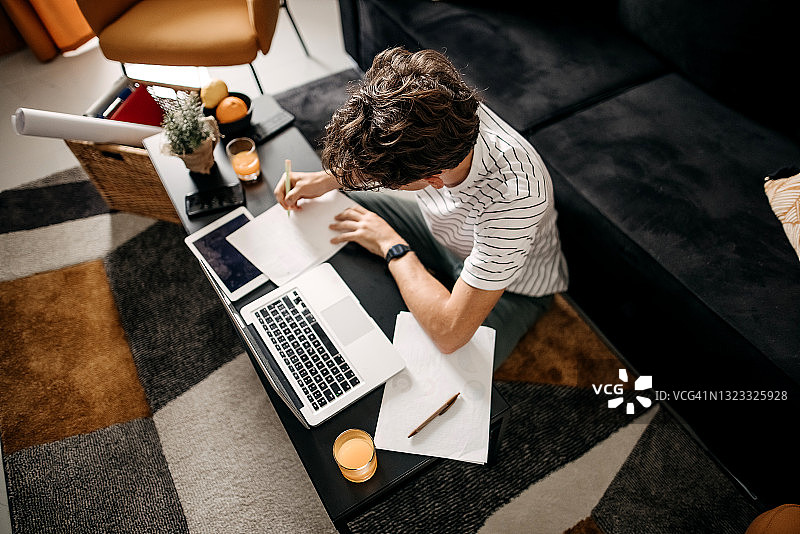 居家办公图片素材