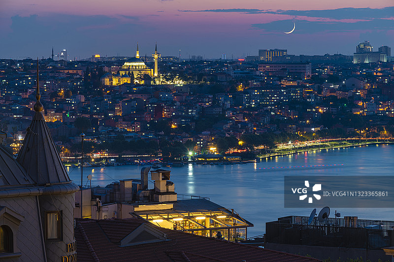 伊斯坦布尔历史半岛上的日落图片素材