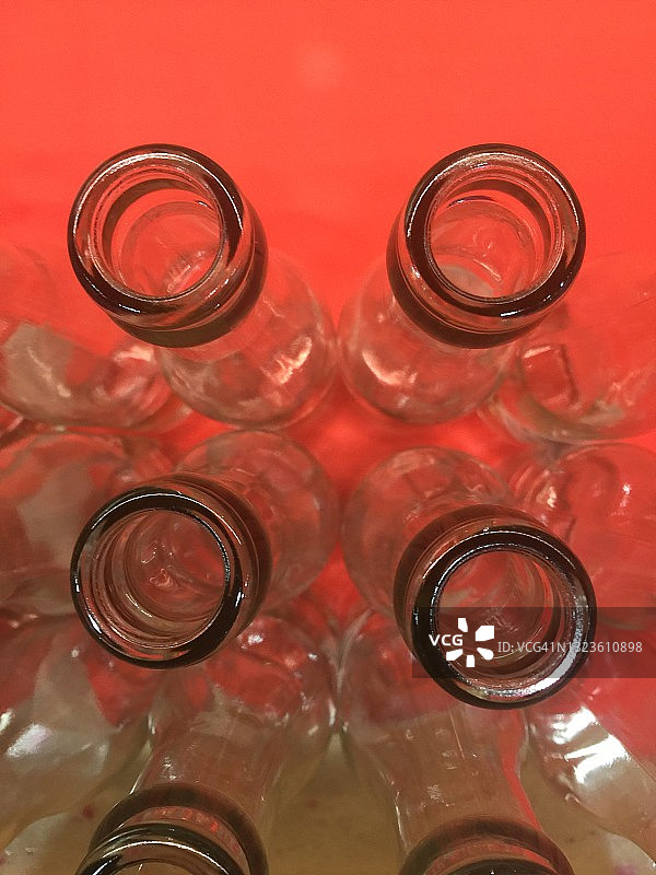 空瓶子图片素材