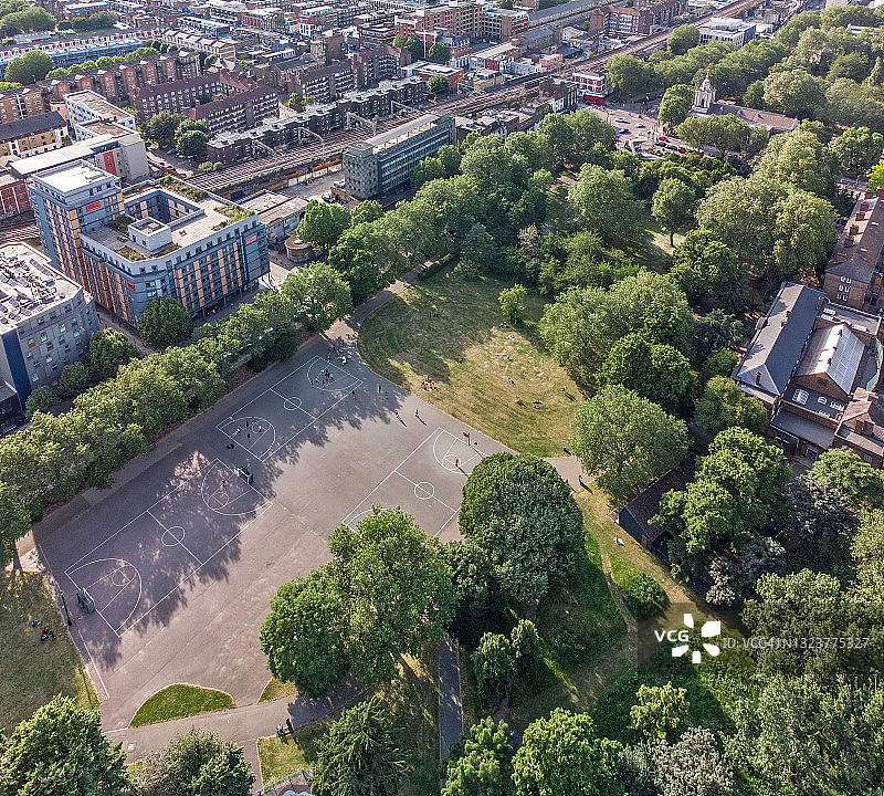 伦敦贝斯纳尔格林花园的俯视图图片素材