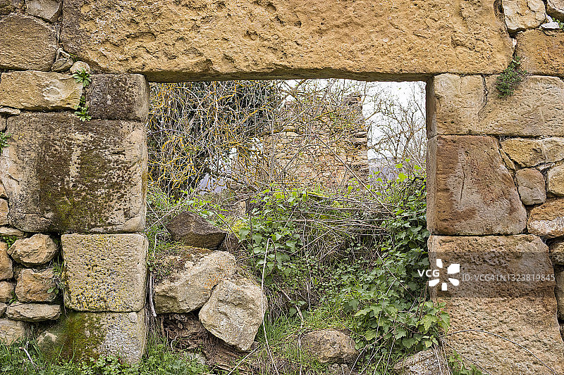 废弃的旧城镇图片素材