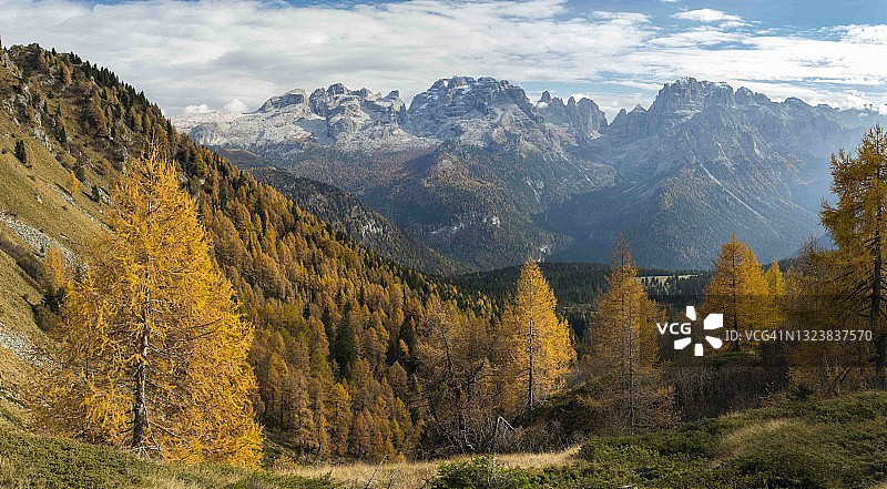 布伦塔，特伦蒂诺，意大利图片素材