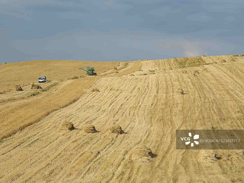 吉尔吉斯斯坦费尔干纳盆地图片素材