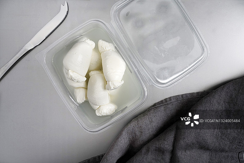 意大利坎帕尼亚牛奶莫泽里拉结状奶酪图片素材