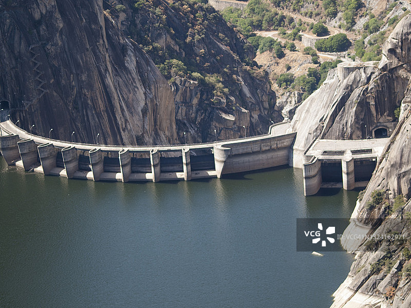 阿尔里韦斯-德尔杜埃罗天然公园阿尔德亚达维拉水坝细节图片素材