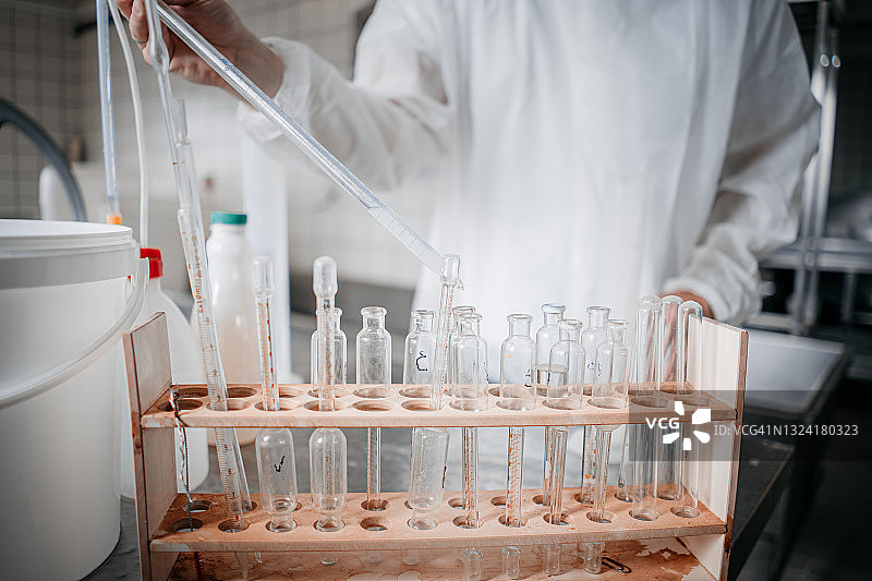 实验员检测产品图片素材