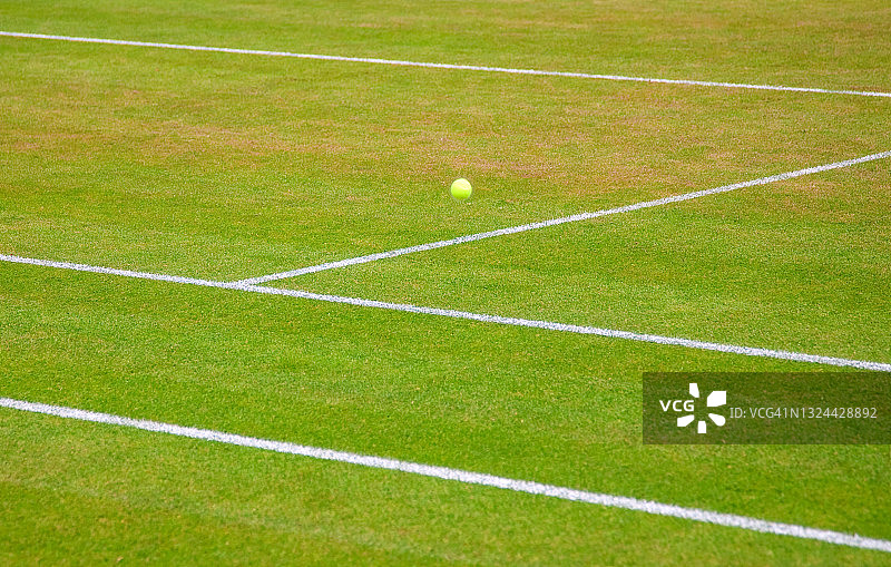 搏斗中的网球图片素材