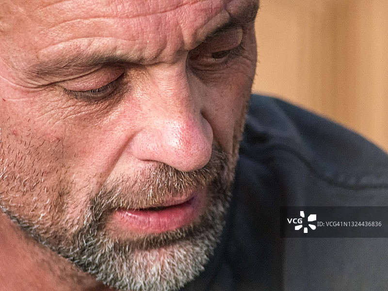 男人面部特写图片素材