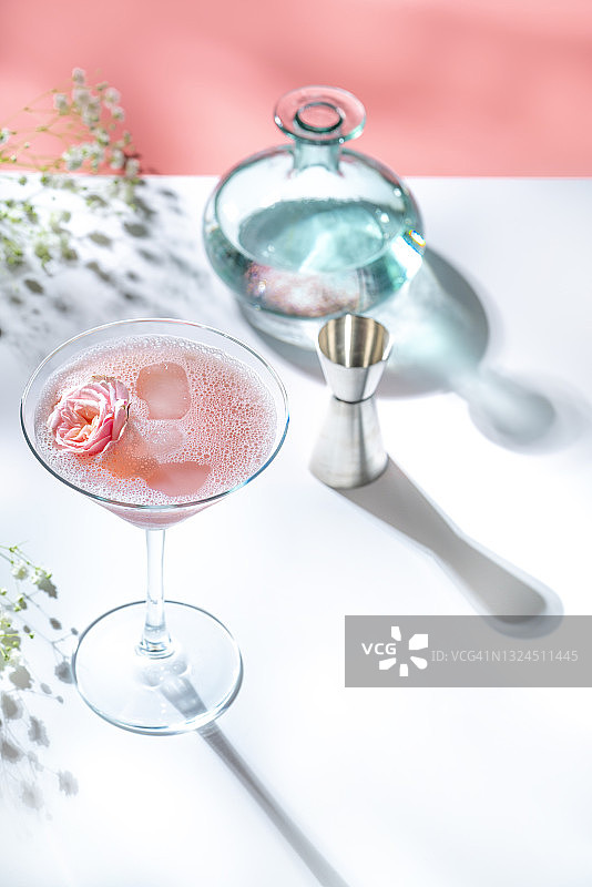 玫瑰鸡尾酒图片素材