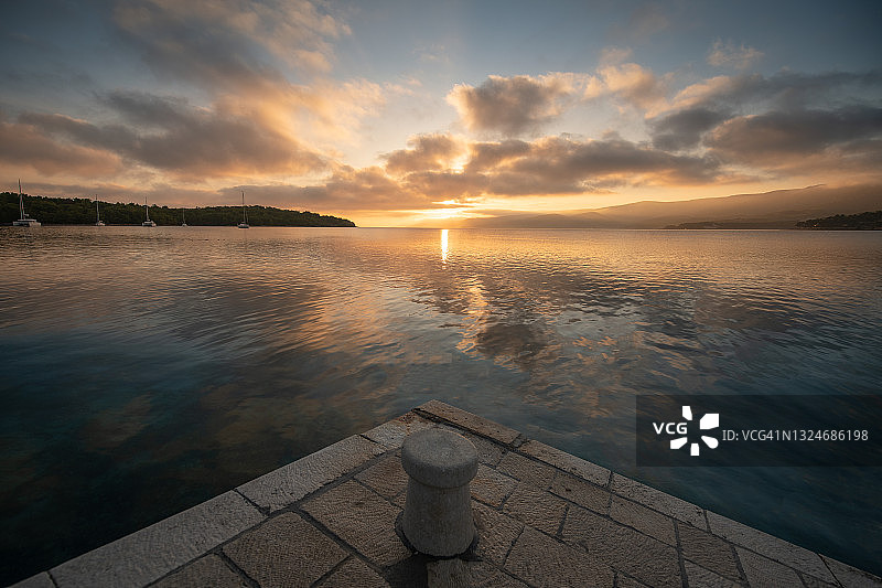 赫瓦尔海滩日出图片素材