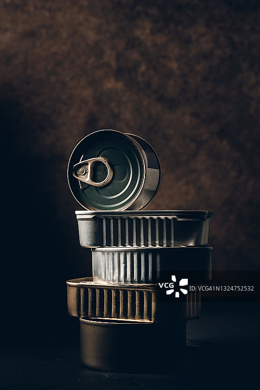 各种罐头食品的正面照图片素材