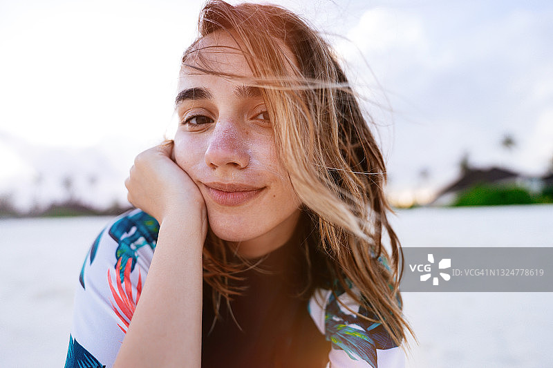 冲浪女孩图片素材