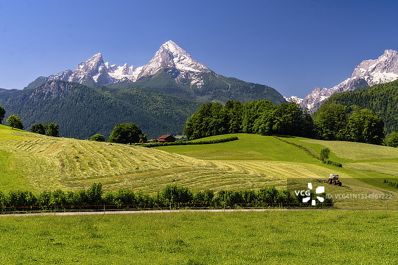 德国巴伐利亚瓦茨曼山图片素材