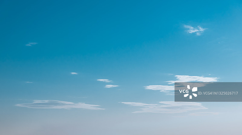 天空全画幅照片图片素材