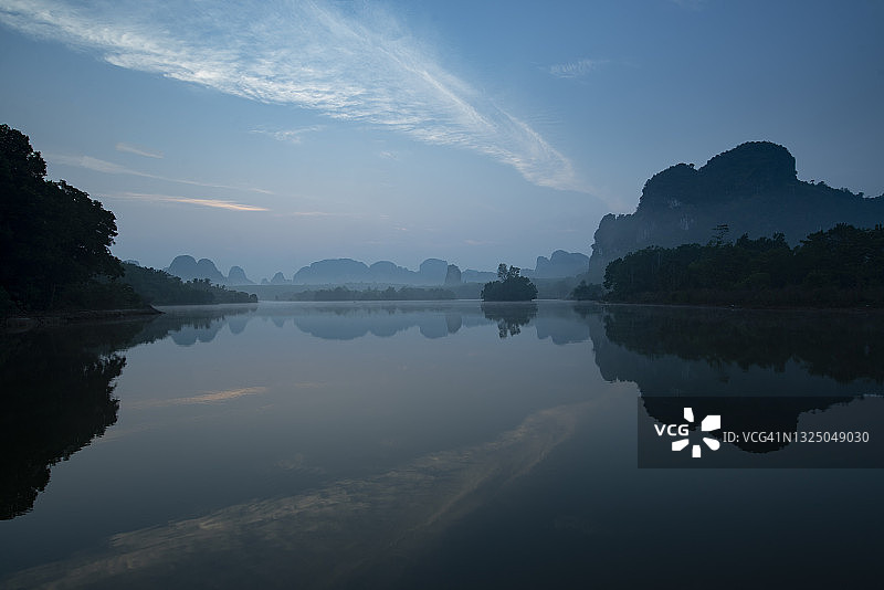 泰国甲米府农塔雷湖图片素材