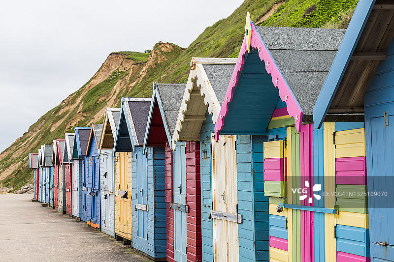 舍林汉姆海滨的漂亮海滩小屋图片素材